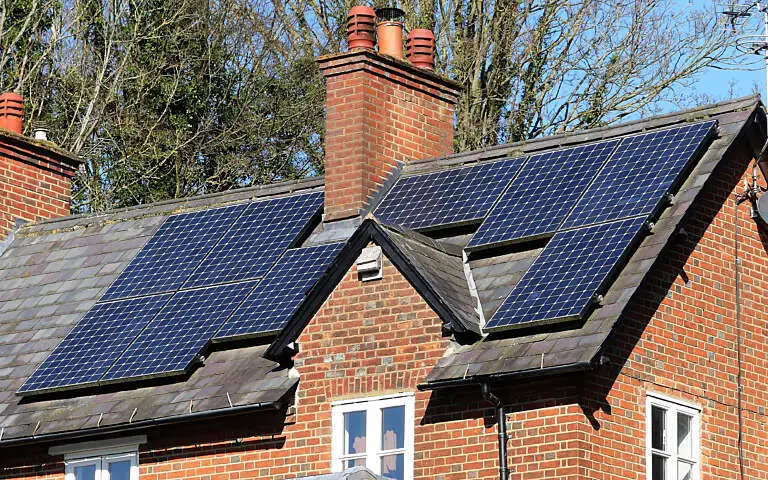 Lincoln green solicitors mis sold solar panels 1665331084